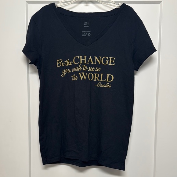 (SOLD) Mahatma Gandhi Quote Black V-Neck T-Shirt - Picture 1 of 3
